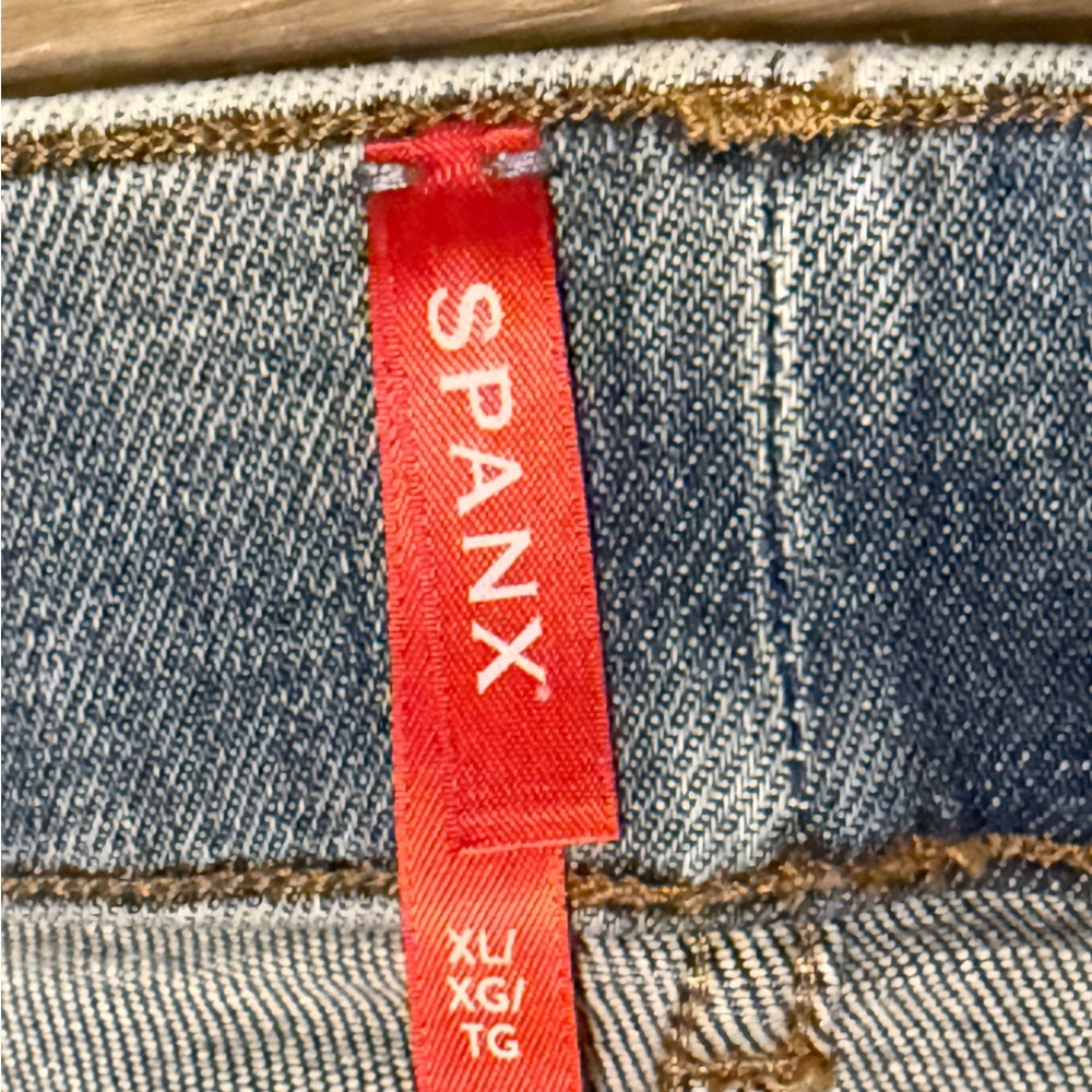 SPANXshape Everywear Kick Flare Jeans - Picture 2 of 3